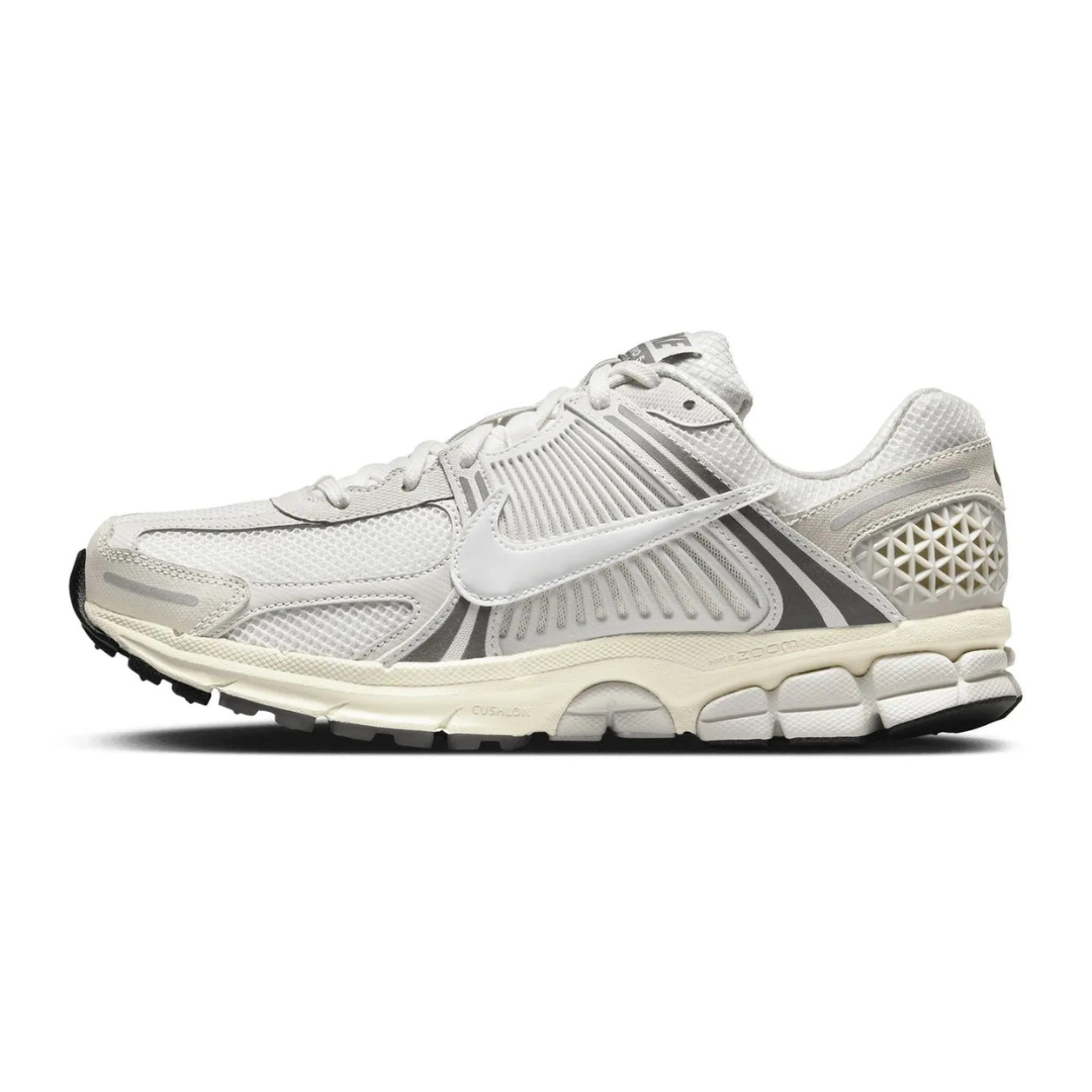 Vomero 5 'Platinum Tint'