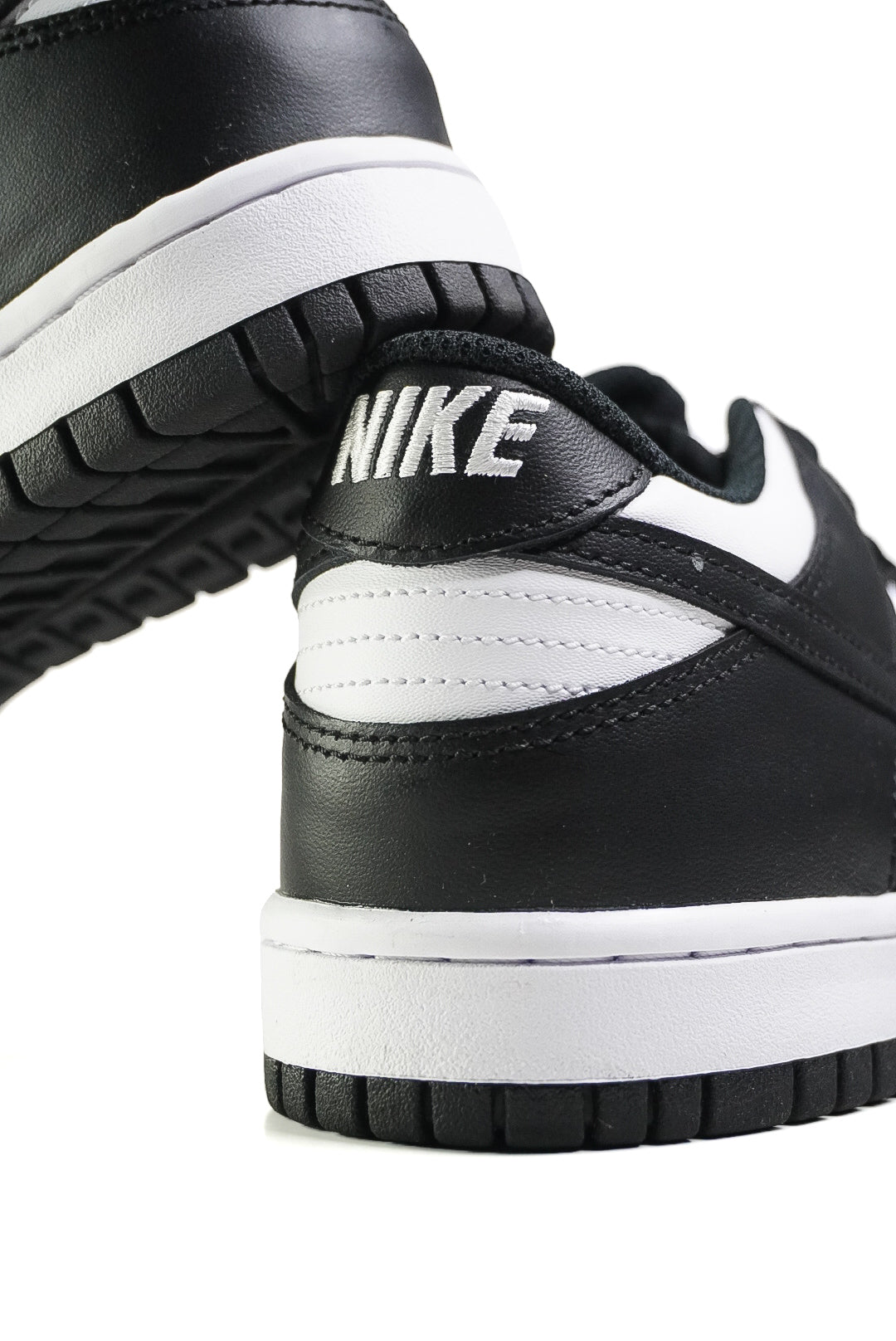 Dunk Low 'Panda'