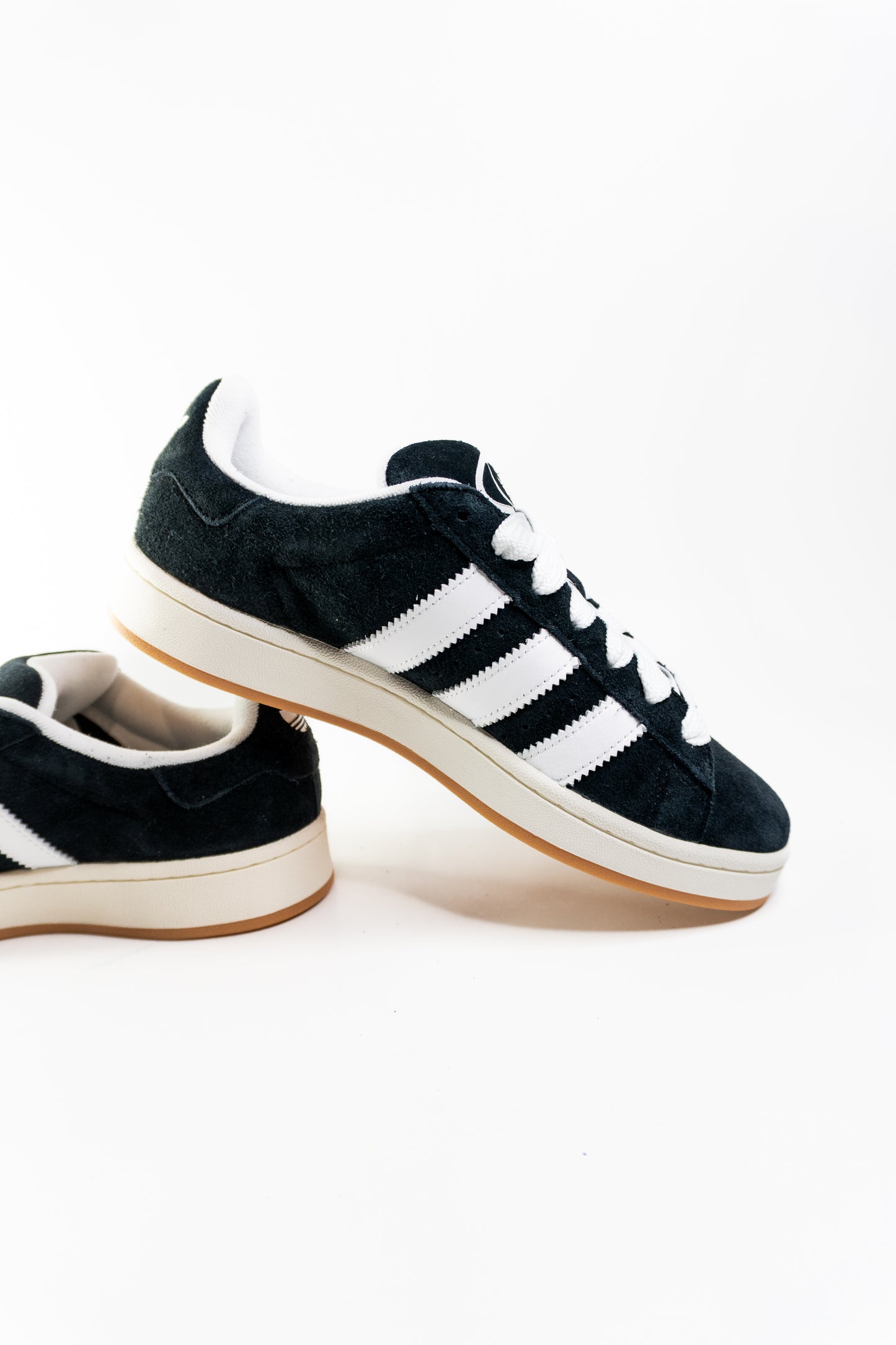 Campus 00s 'Black/White'