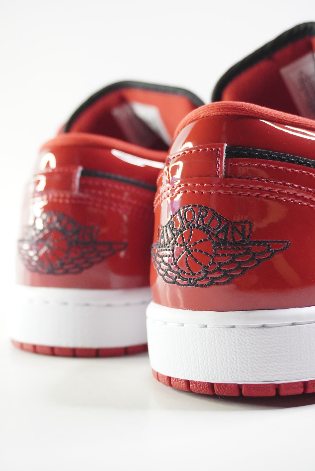 Air Jordan 1 Low SE “Varsity Red”