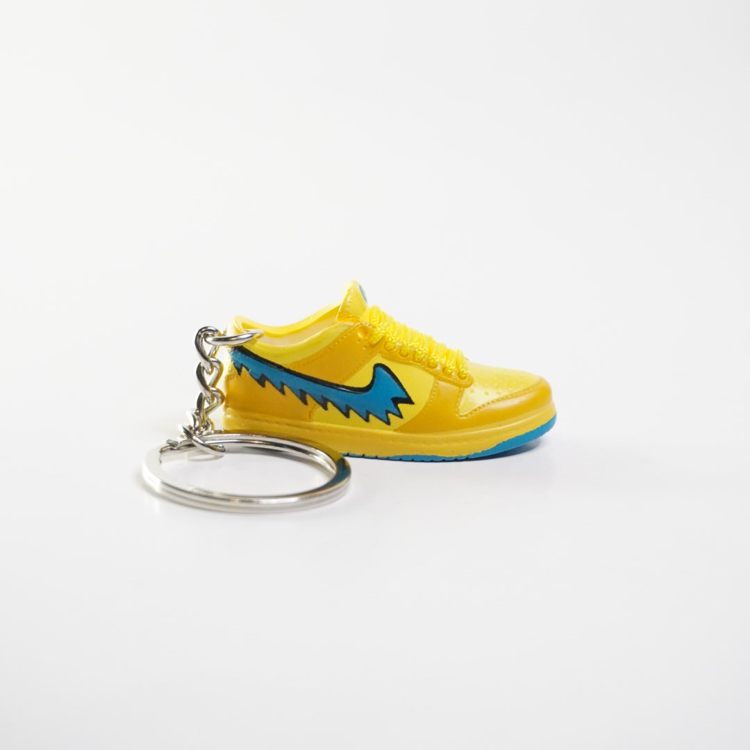 Llavero Dunk Low Grateful Bear Yellow