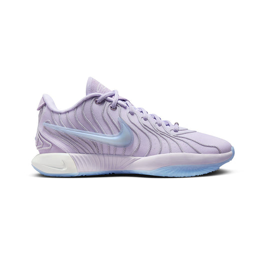LeBron XXI "Easter"